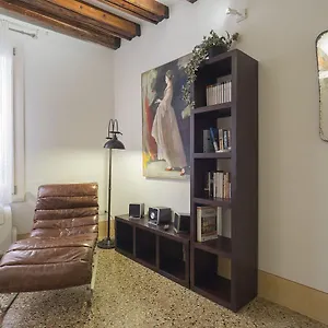 casa-margherita-venice.hotelinveneto.com/